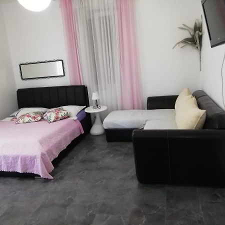 Apartment Izabela スプリト エクステリア 写真